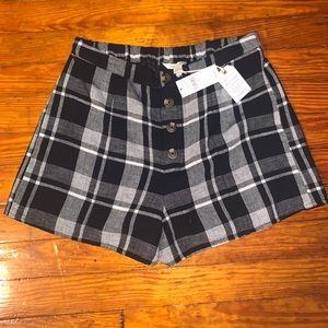 NWT! American Eagle plaid soft shorts!